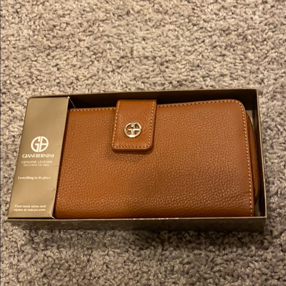 Wallet - Picture 2 of 4